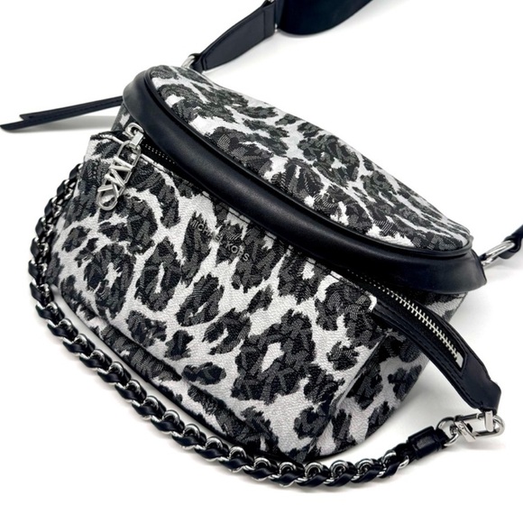 Michael Kors Medium Slater Sling Pack Chain Messenger Crossbody Bag Black Multi - Picture 1 of 12